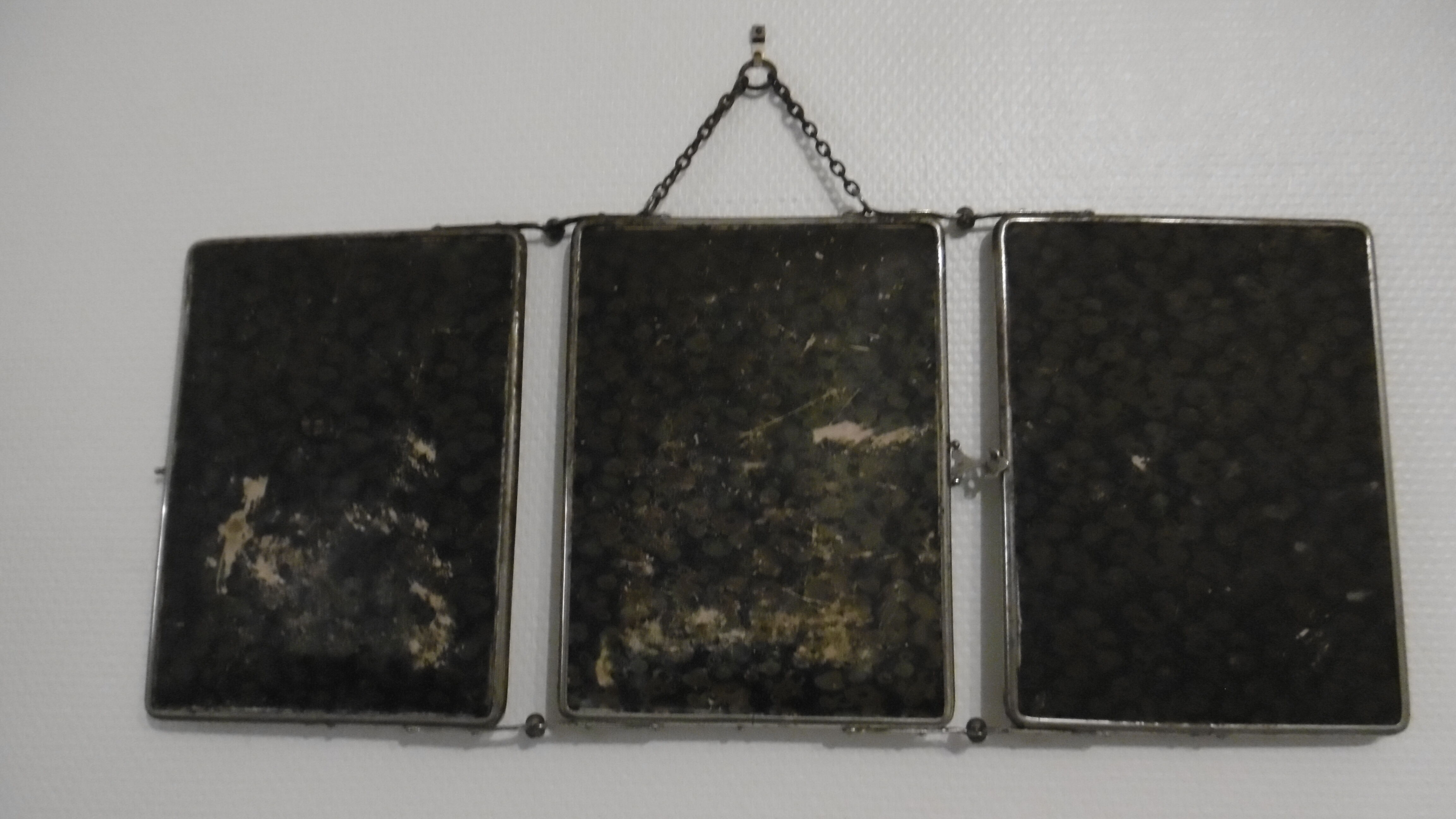 Triptych barber mirror