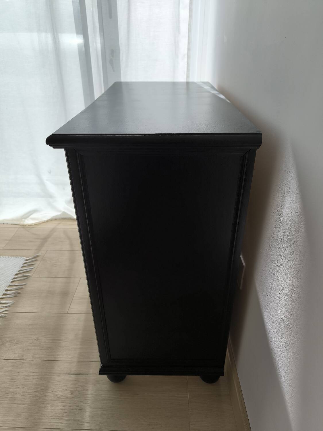 Commode style louis XVI