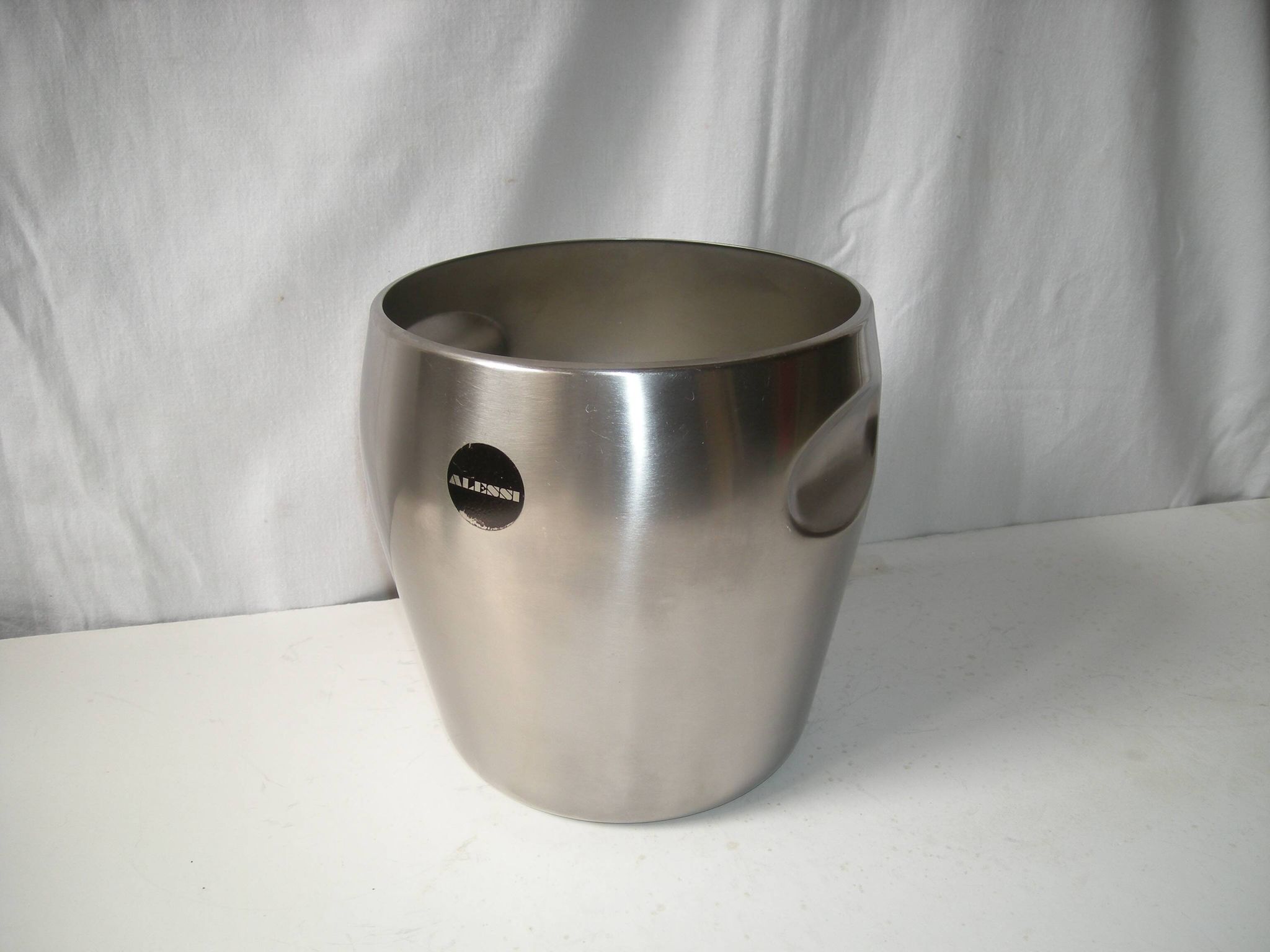champagne bucket - Carlo Mazzeri and Luigi Massoni - Alessi from the 50s