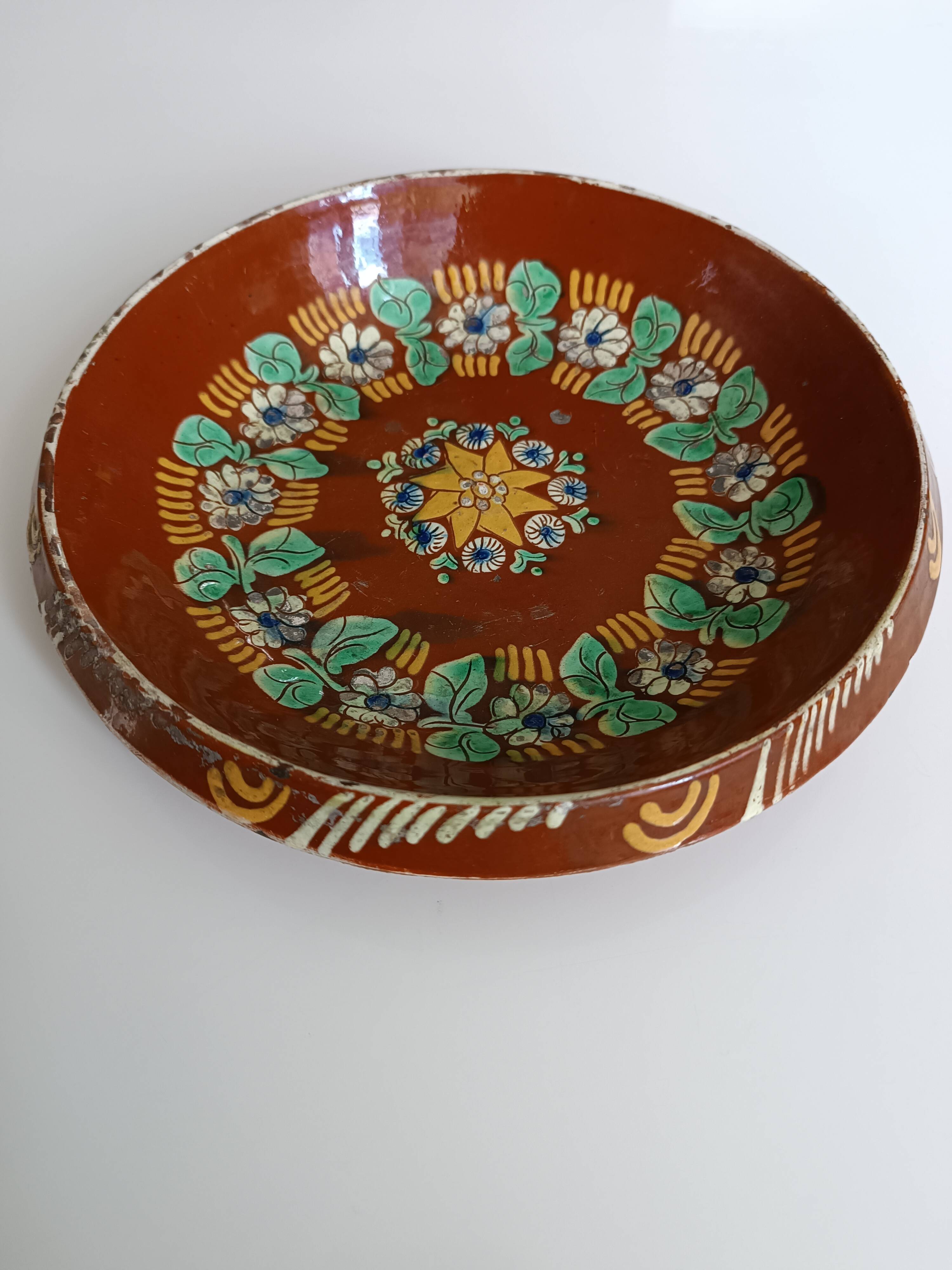 Swiss Ceramics Pair of rösti dishes, hollow dishes with collar, late 19th century