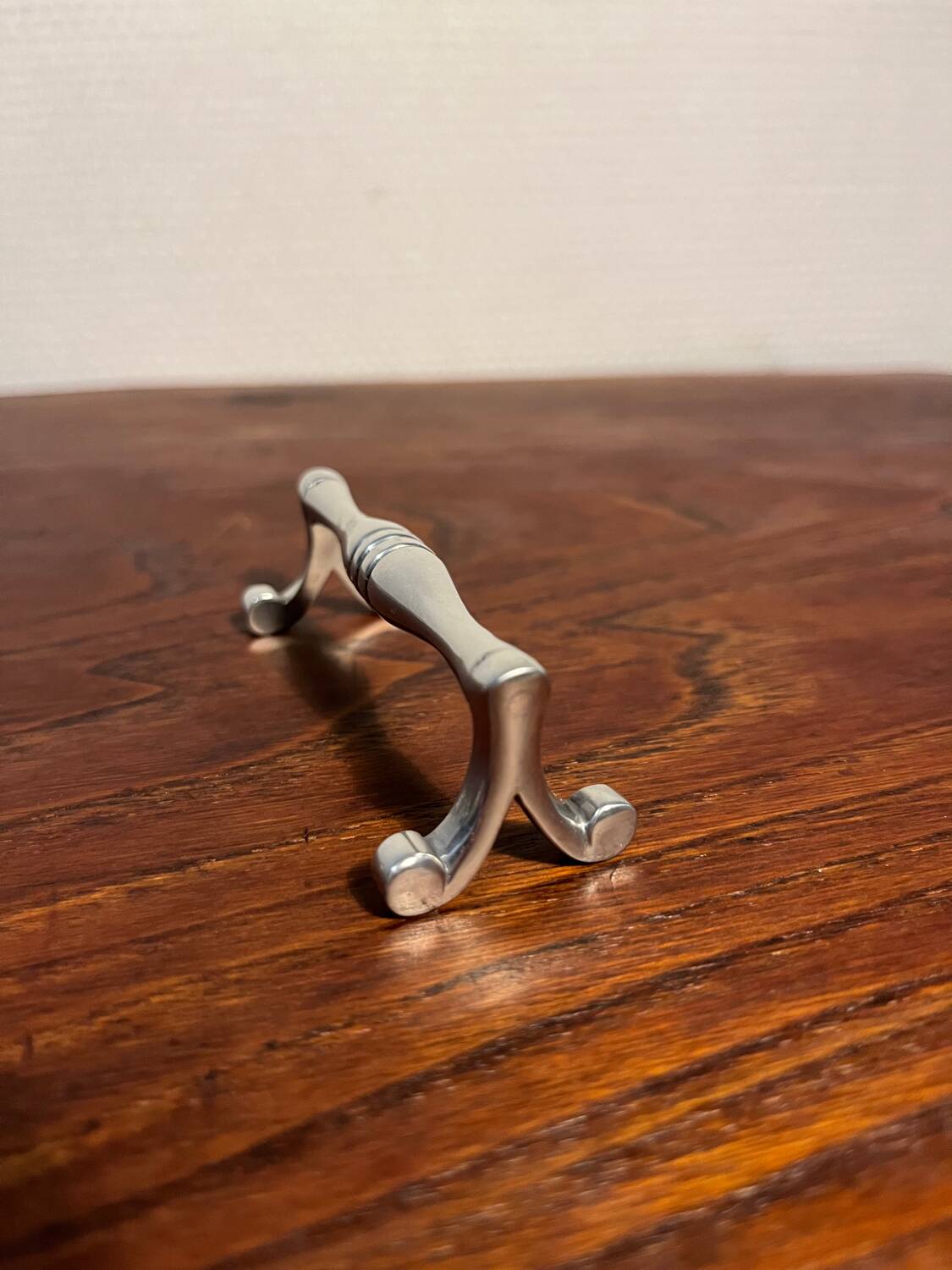 Silver metal knife cutlery holder, 80s design