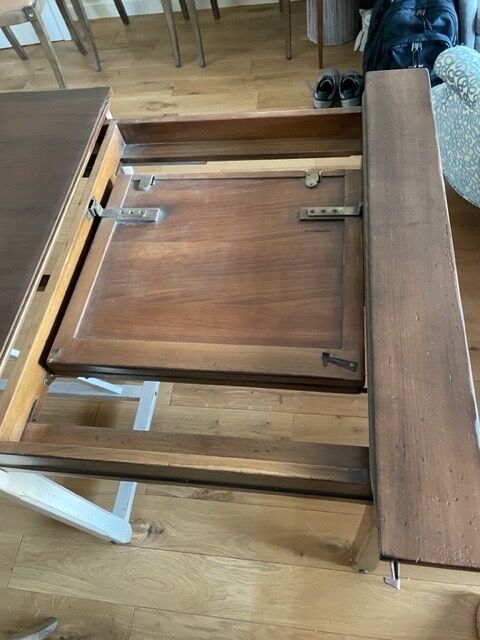 Table drapier architecte Roche Bobois