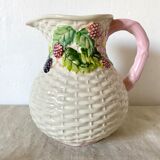 Fruit slip pitcher