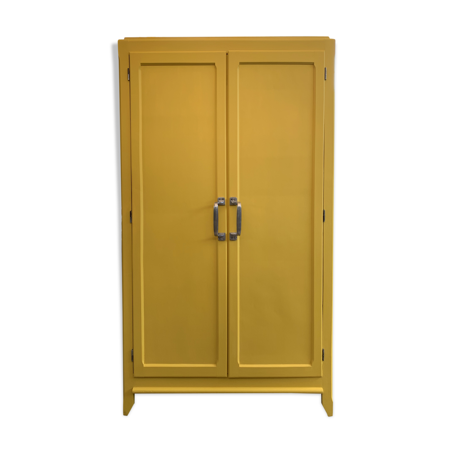 Armoire parisienne jaune poudrée 1950