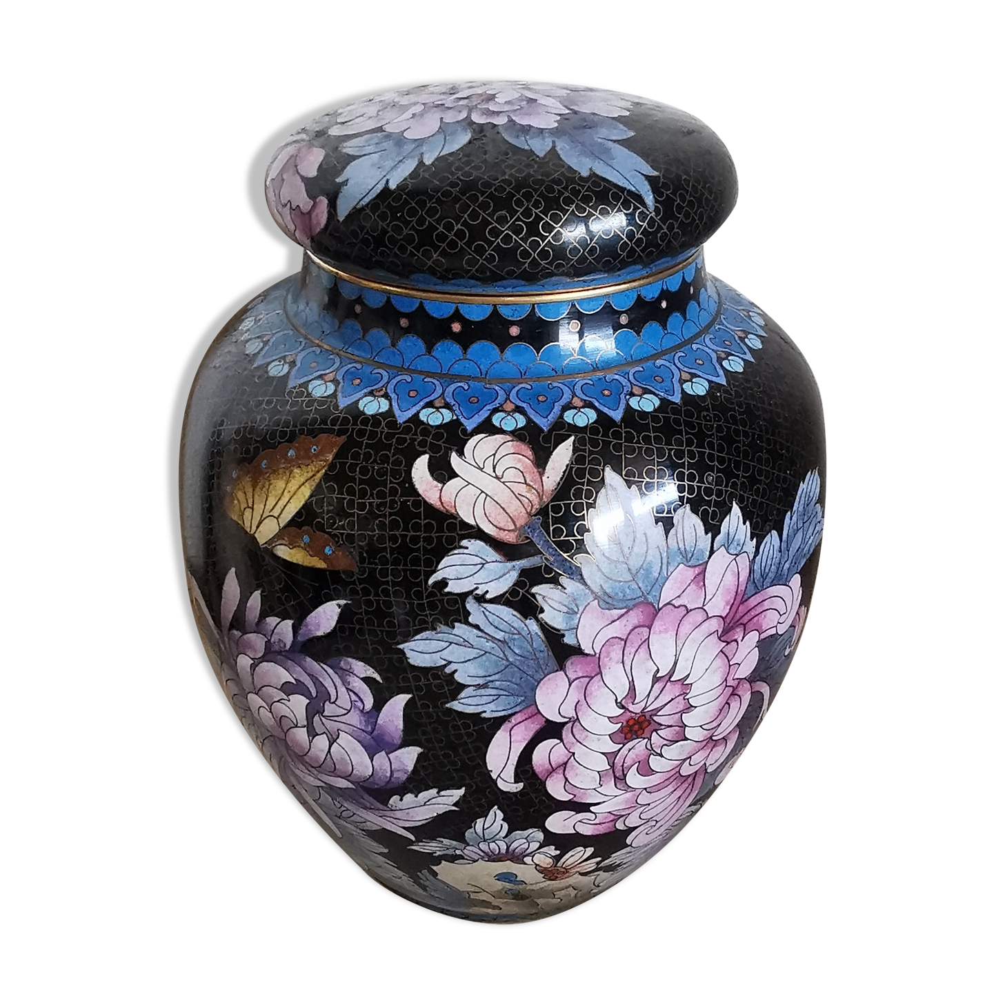 Victorian-era partitioned ginger pot