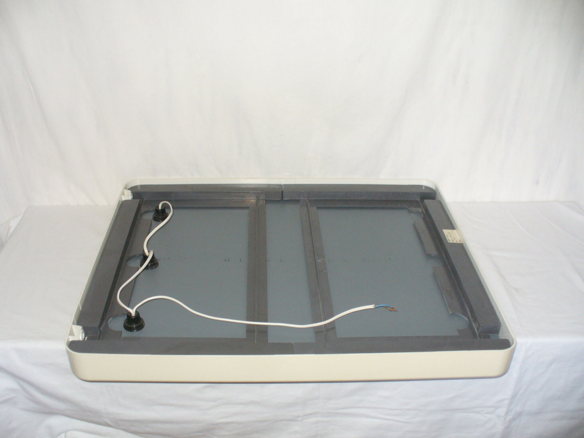 Italian Gedy illuminating mirror from the 70s 60x70cm