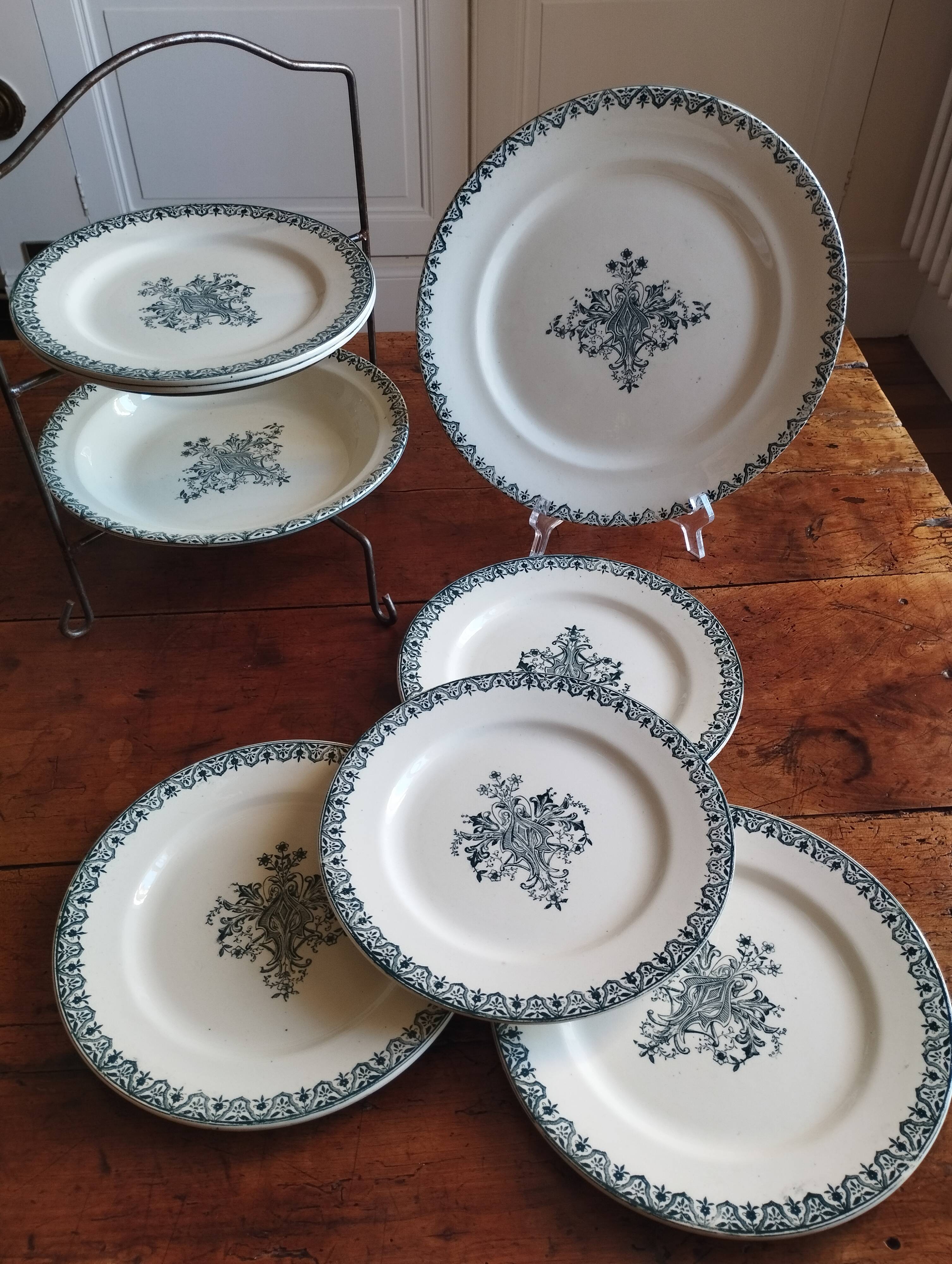 Salins « alhambra » assiettes plates et grands plats faïence terre de fer