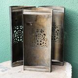 Set of 3 wall lights in hammered and chiseled brass