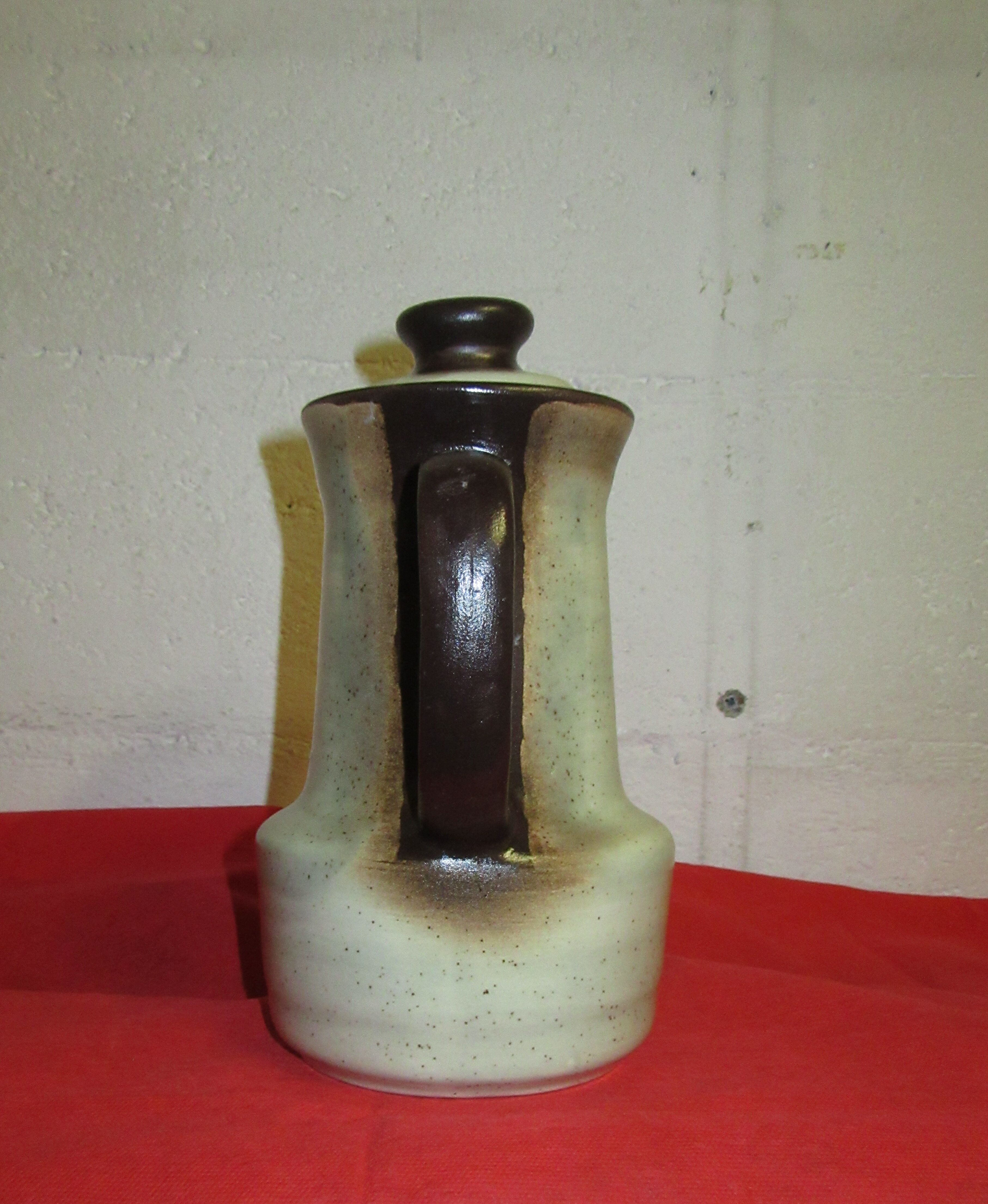 St Amand glazed earth cafeteria