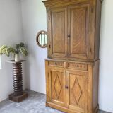 Two-body grocery cabinet 1900