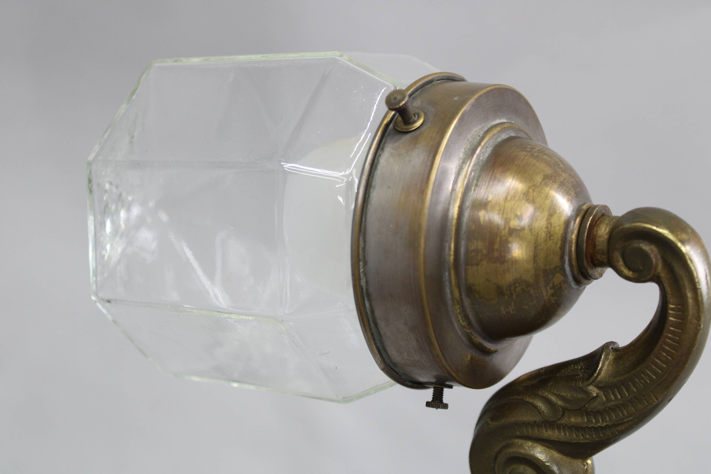 Lampe de bureau Sécession des années 1930, en laiton et verre, Tchécoslovaquie