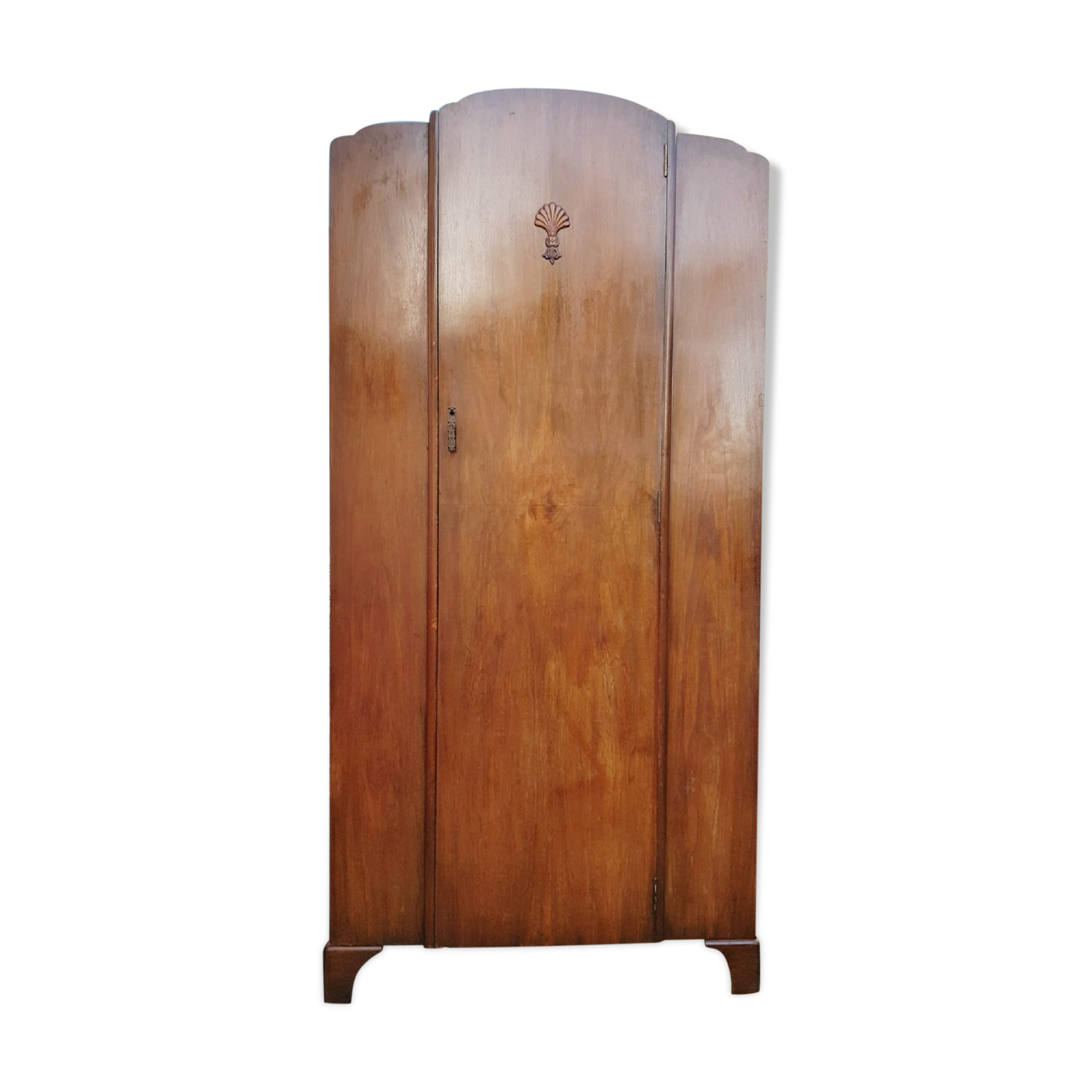 English wardrobe 1930