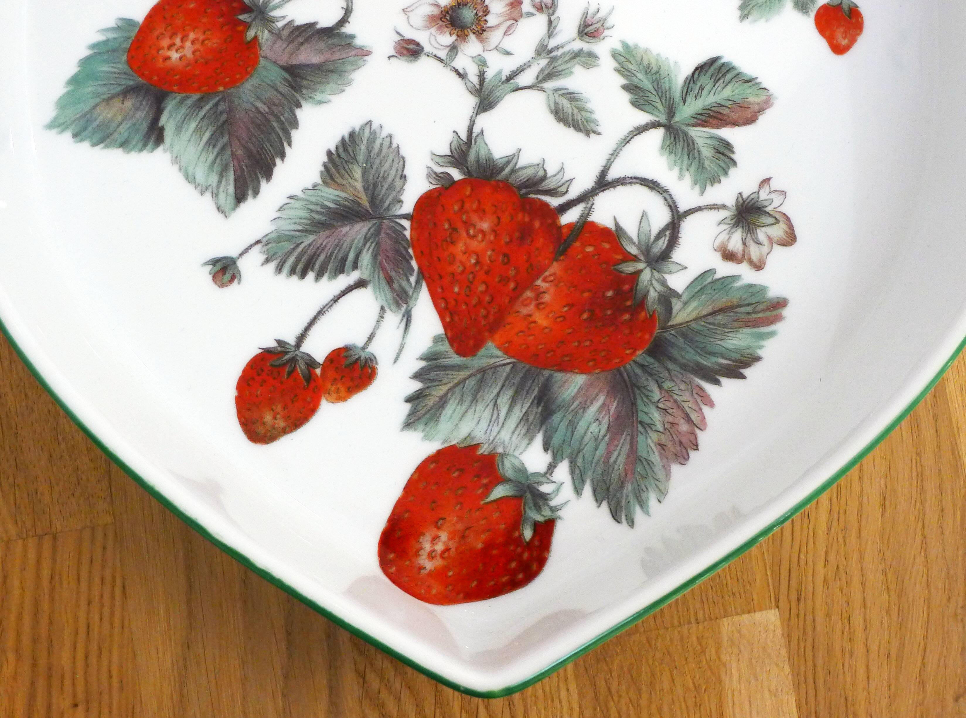 Heart & Strawberry Dish