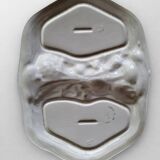 Large earthenware dish