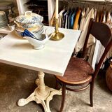 Bistro table in beige cast iron and ecru wood