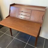 Scandinavian in vintage Danish teak from the 60s