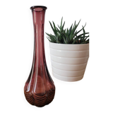 Vase en verre violet