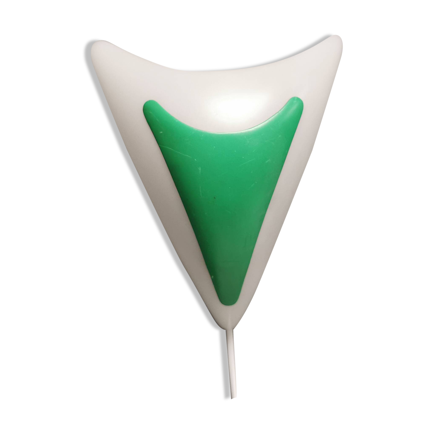 Beautiful and fun wall lamp, in hard pressed white plastic danish 1980s