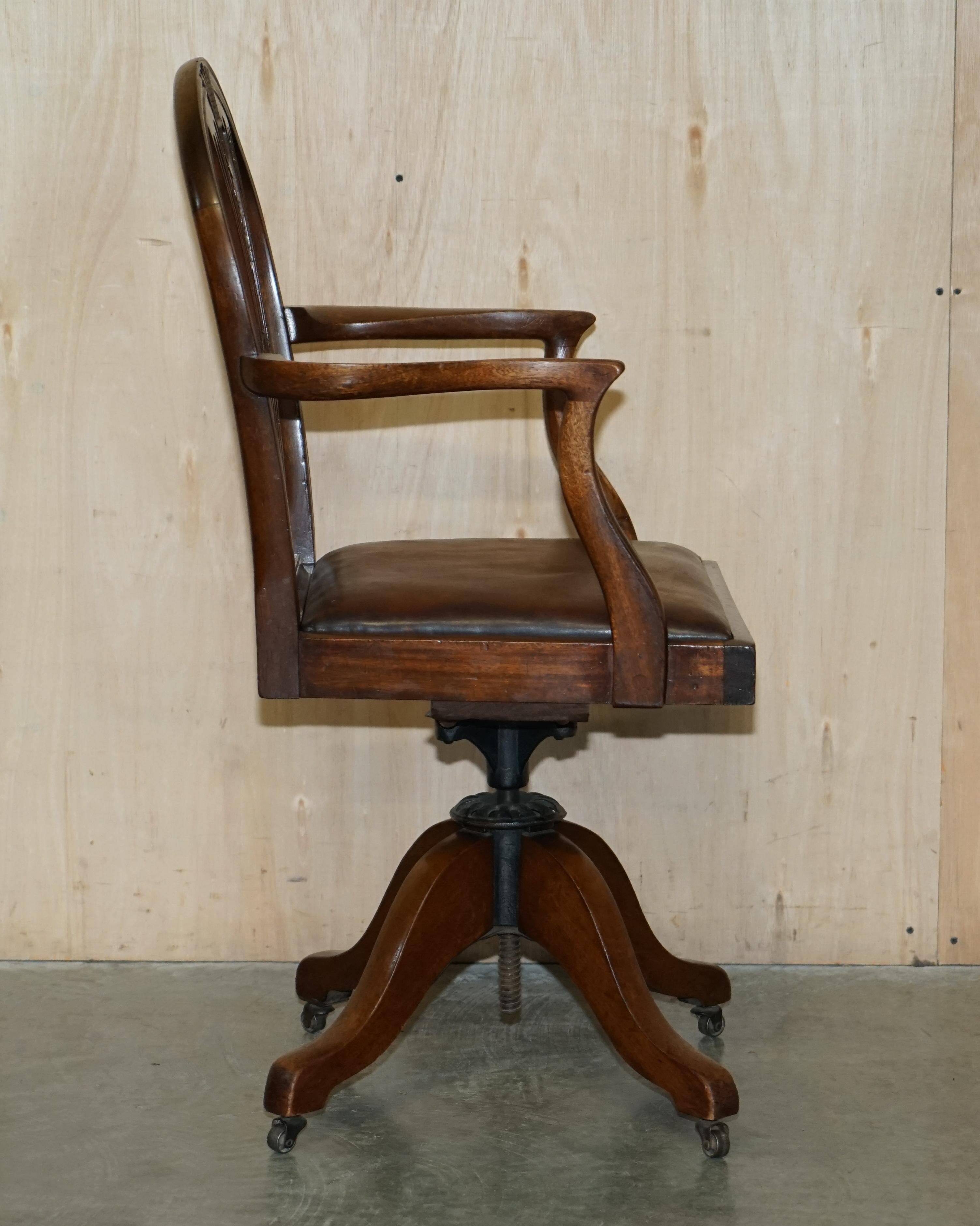 Chaise de capitaine antique George Hepplewhite 1880 cuir