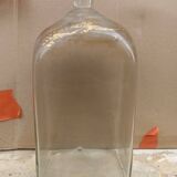 Rectangular glass decanter