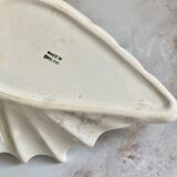 Empty cut English shell pocket