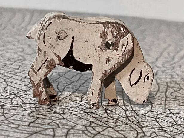 Wooden figurine, farm animals, the sheep. Vintage toy.