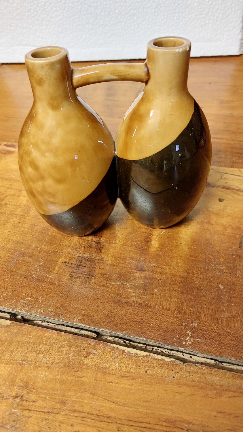 Two-tone double vase