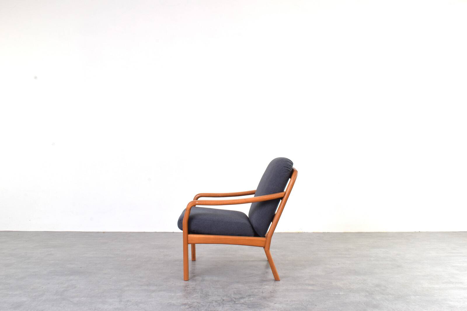 Mid-Century Danish Teak Lounge Chair by Dyrlund, 1970s.