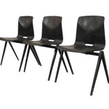 Pagholz Galvanitas S22 stackable school chair