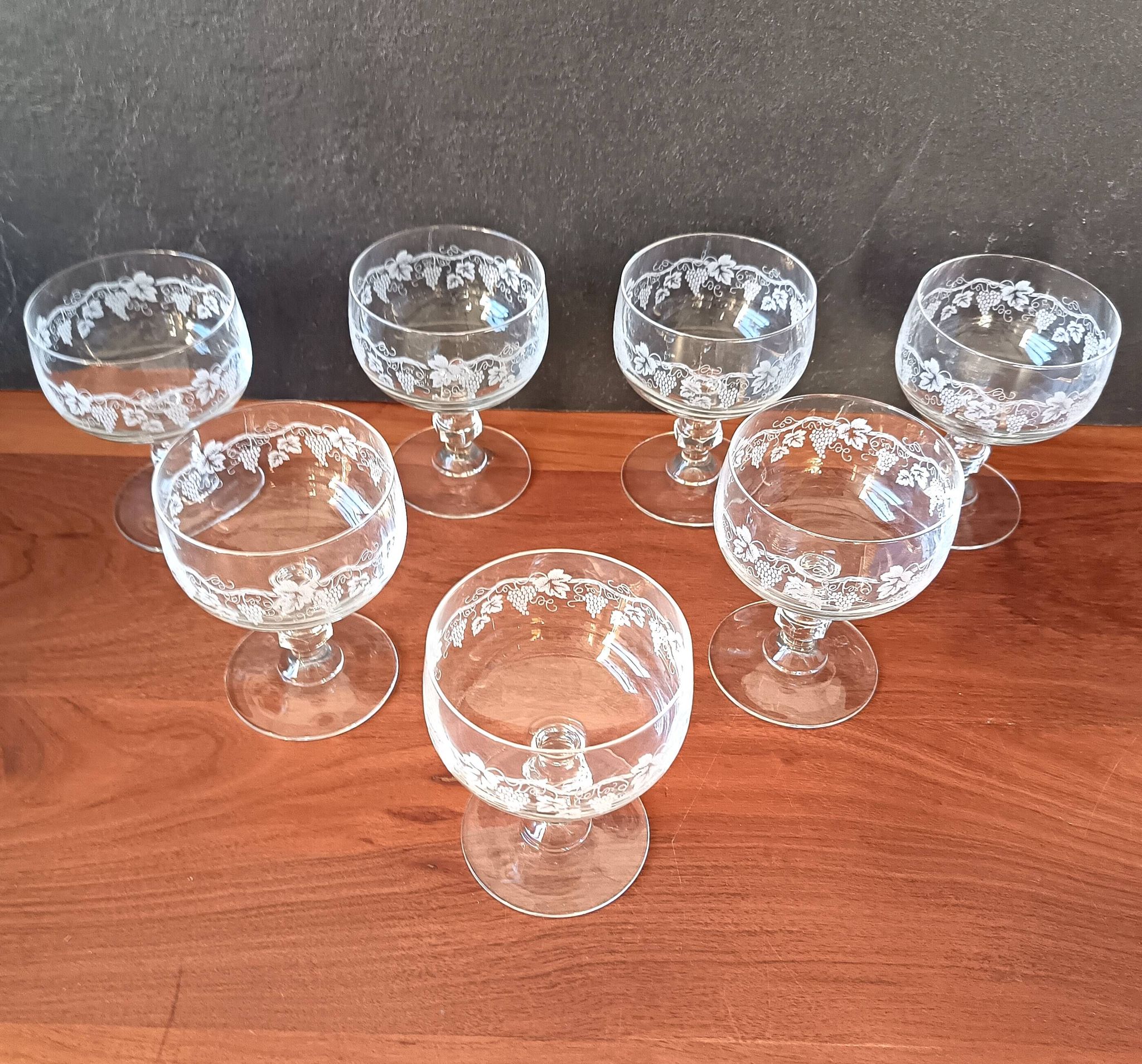 7 coupes à champagne, coupes en verre vintage
