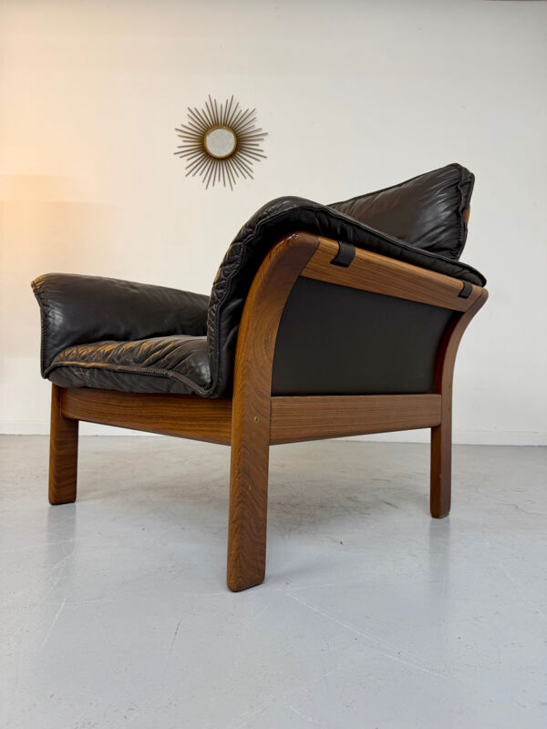 Ancien fauteuil design Dreipunkt Scala cuir noir et teck vintage 70