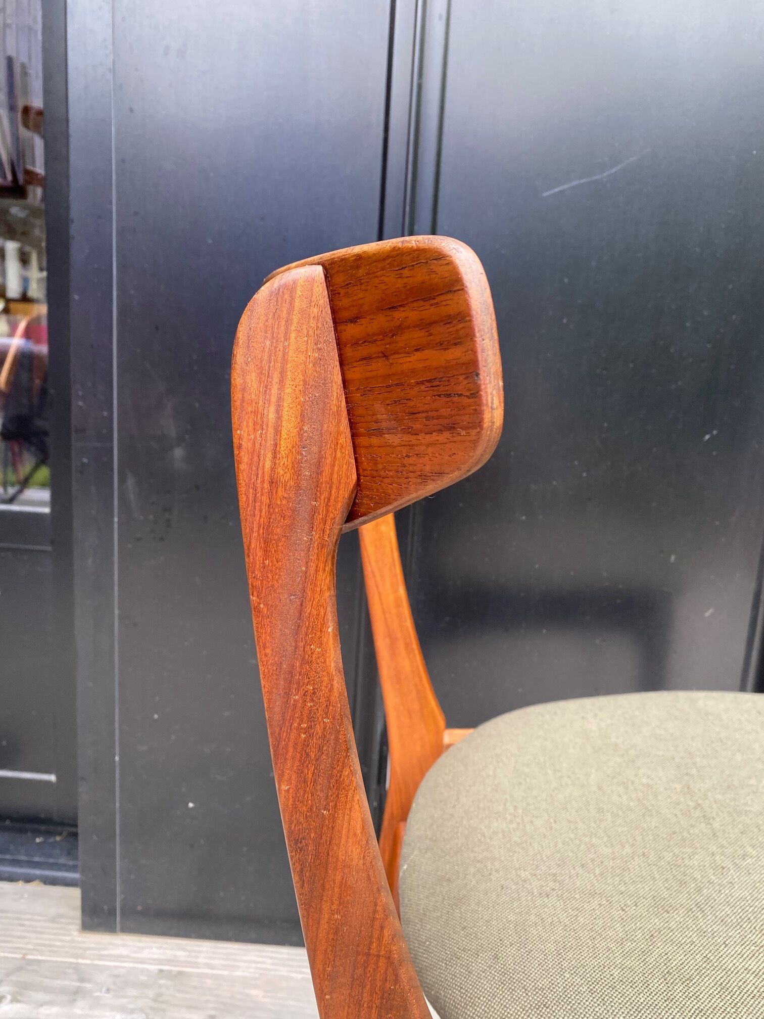 4 Chairs edited by Silkeborg