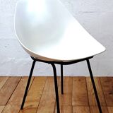 Shell chair, Pierre Guariche