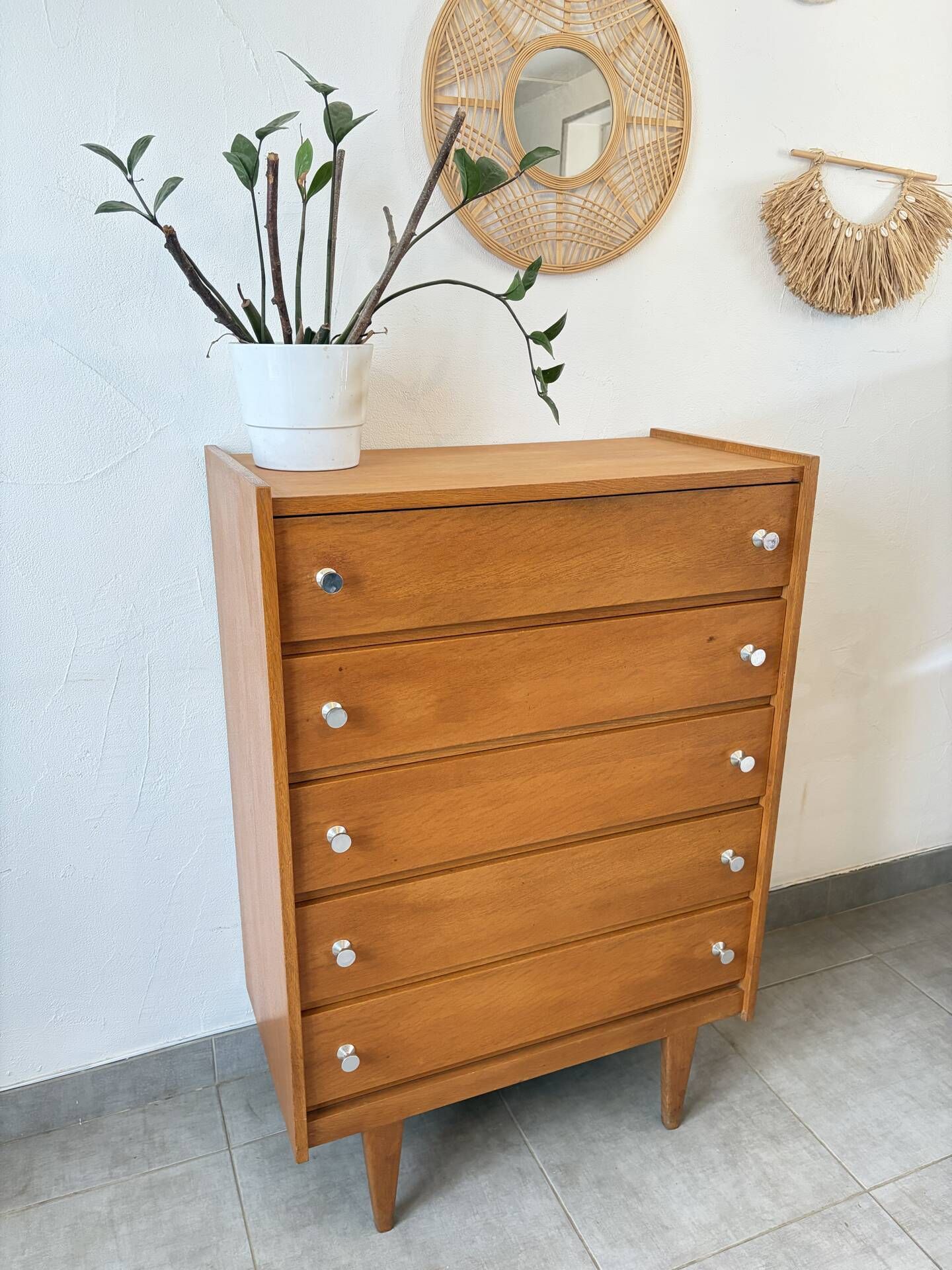 Scandinavian vintage chest of drawers / dresser
