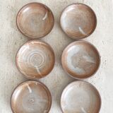 Set of 6 hollow sandstone plates