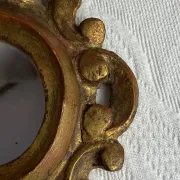 Miroir en bois sculpté de style rococo