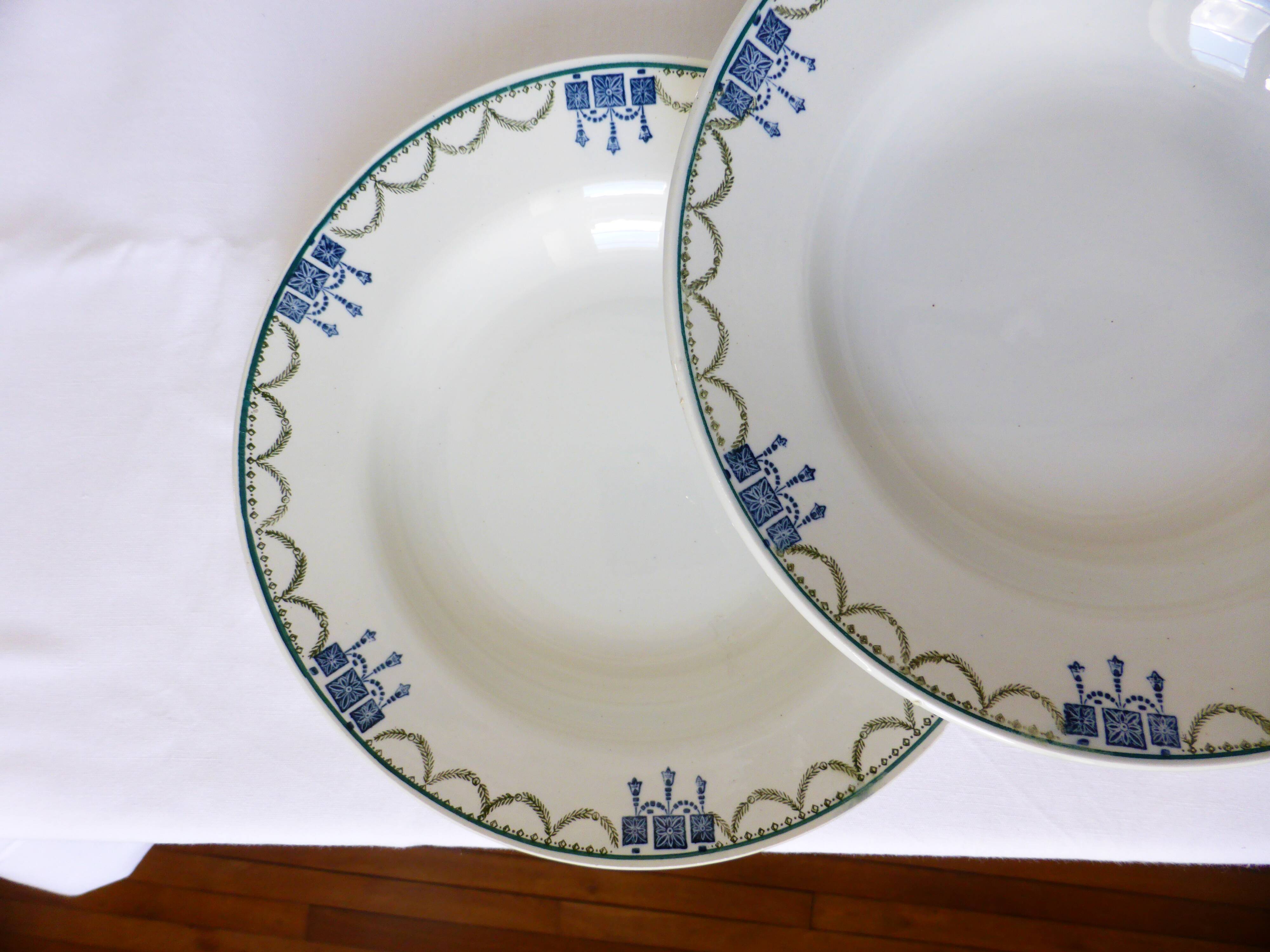 4 vintage deep plates from St Amand 220643