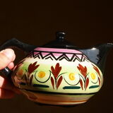 St John's pottery teapot