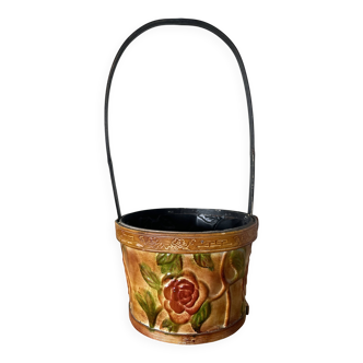 Panier metal motifs roses