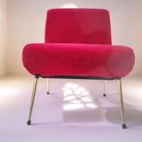 Vintage "Kiss" raspberry armchair