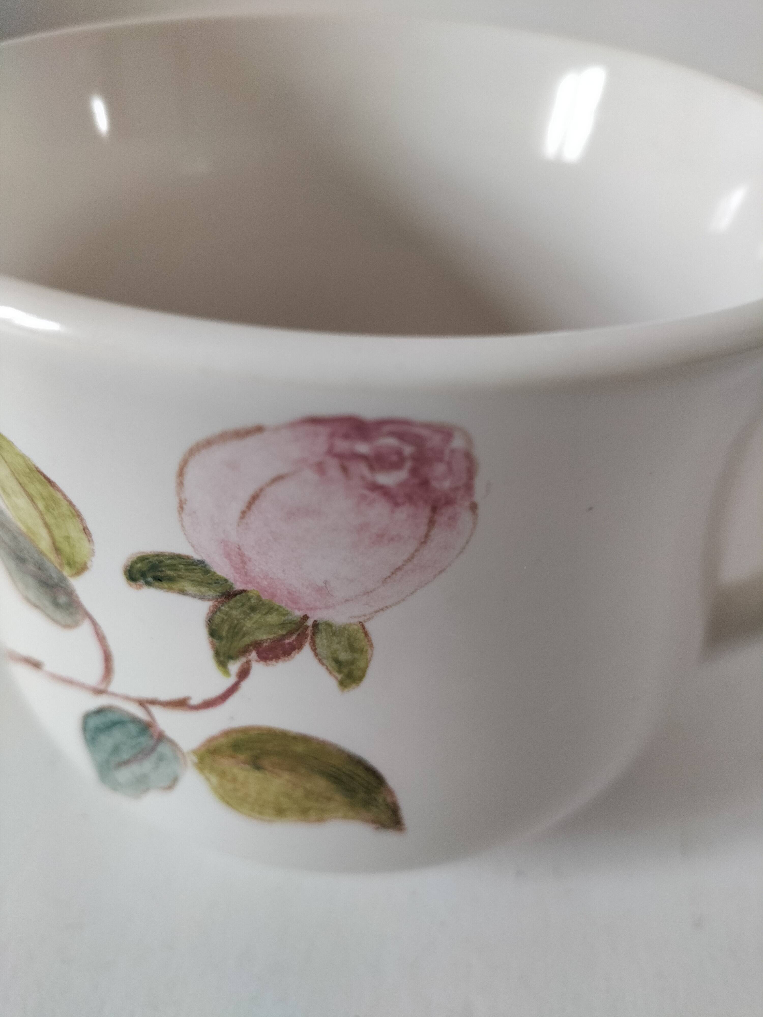 Large breakfast cup Gien floral decoration