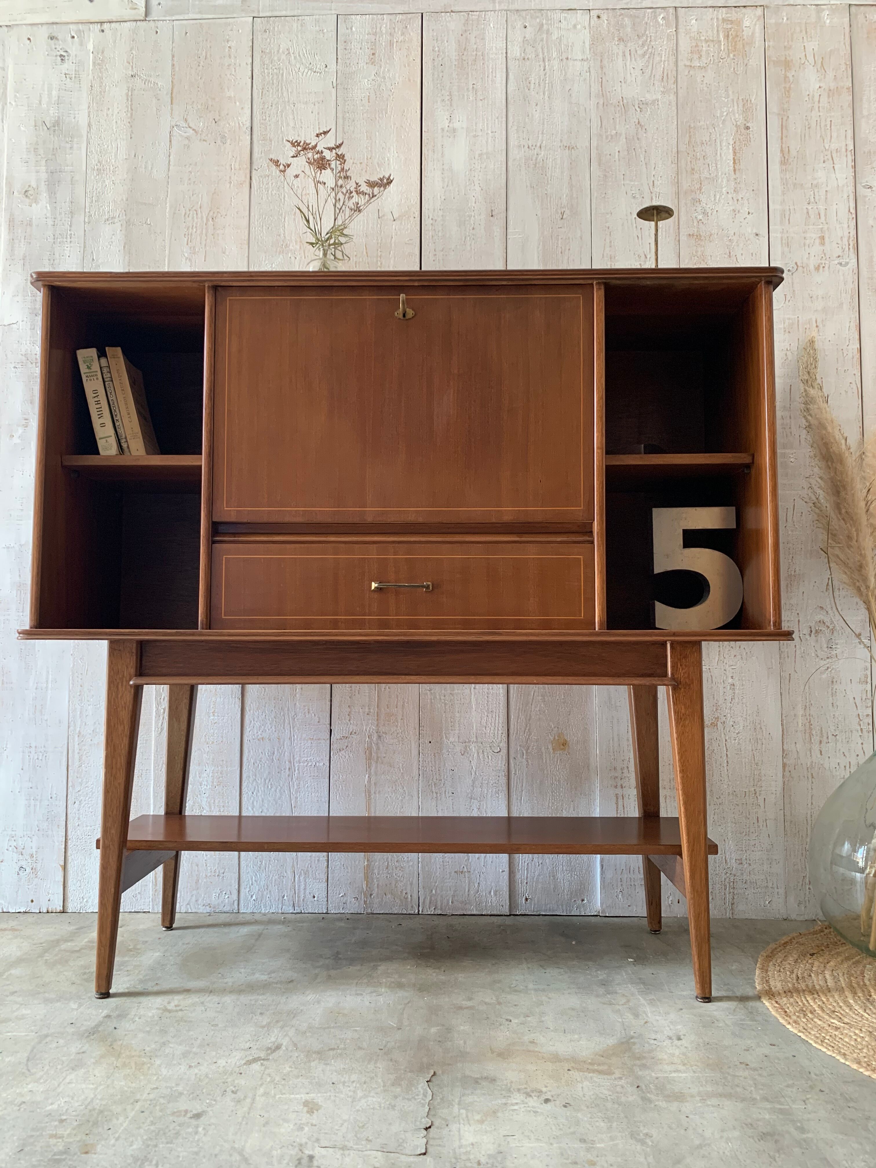 Vintage buffet/bar