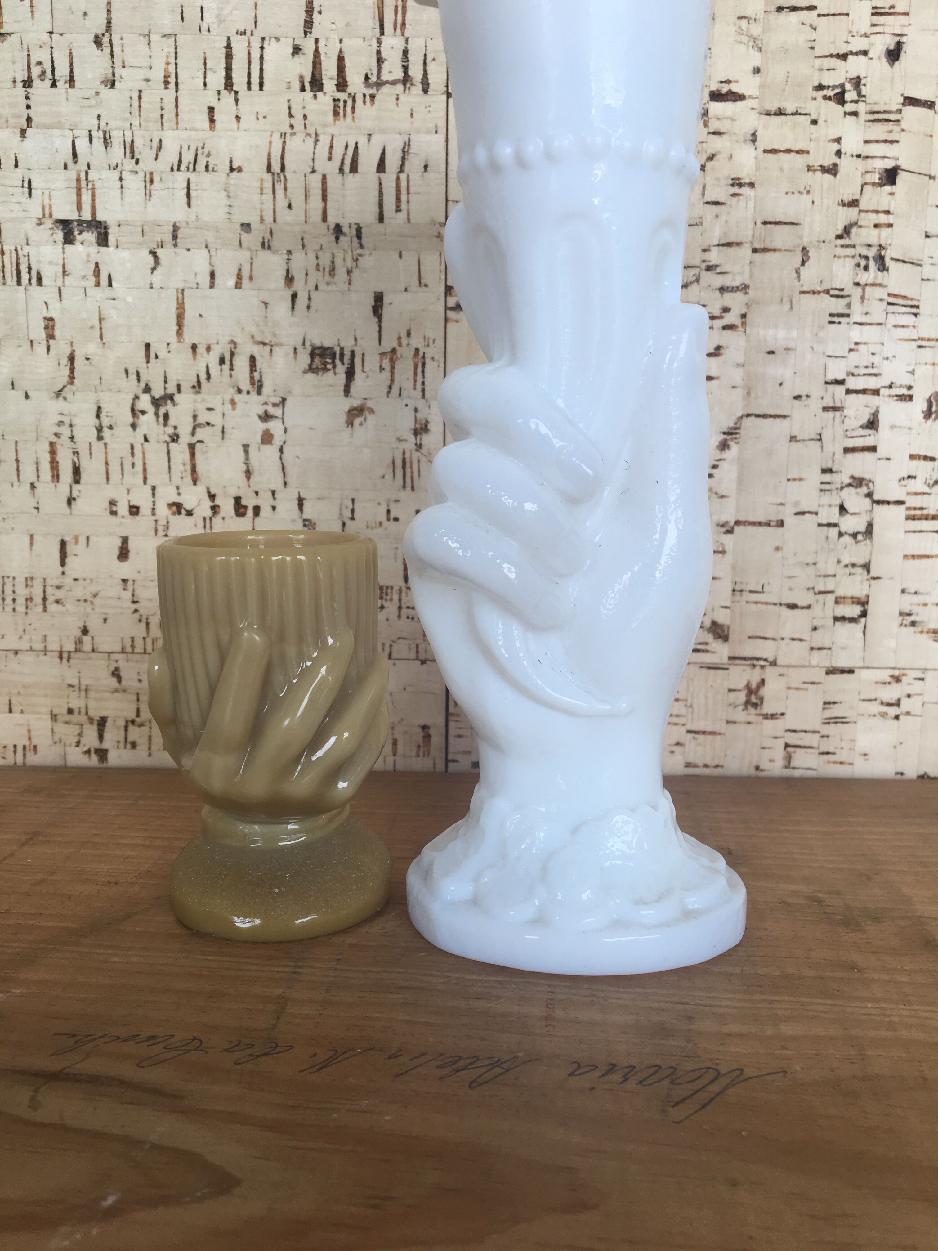 Hand vase in opaline