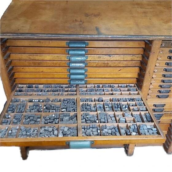 Printing furniture from the 1930s by Croon.