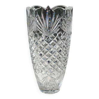 Vase vintage en Cristal de Bohème. Design stylé à motifs géométriques. Boho-chic. Haut 24,5 cm