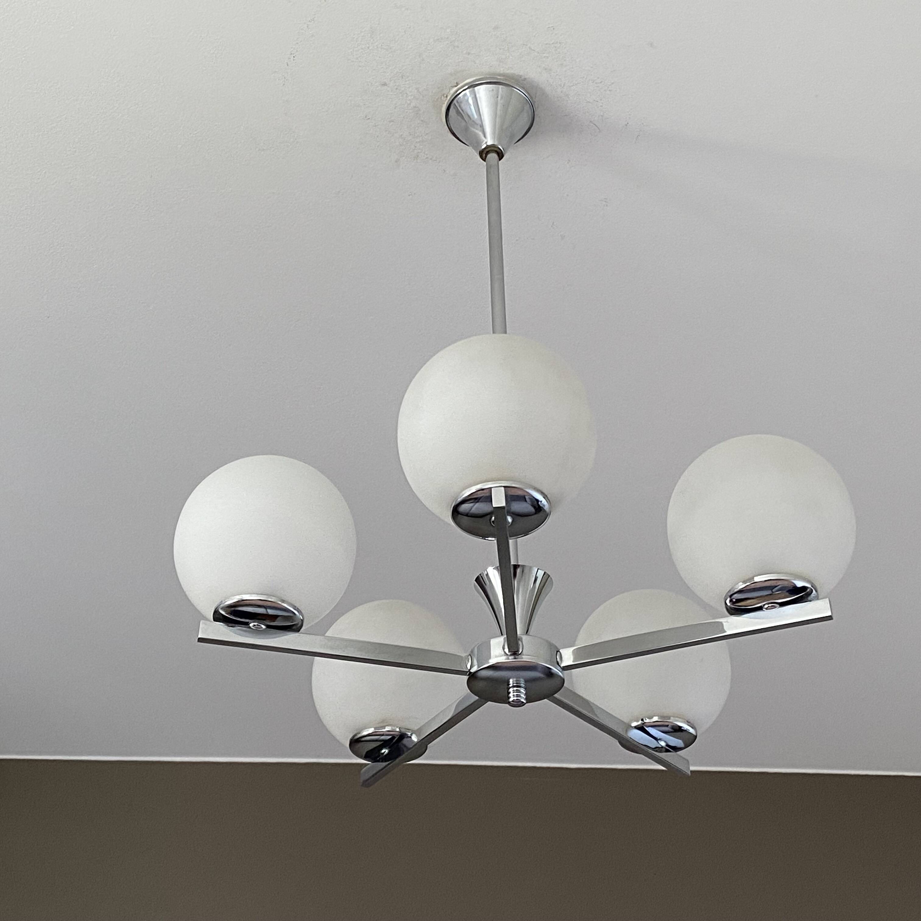 Lustre Spoutnik 5 globes. 1970. Space age.