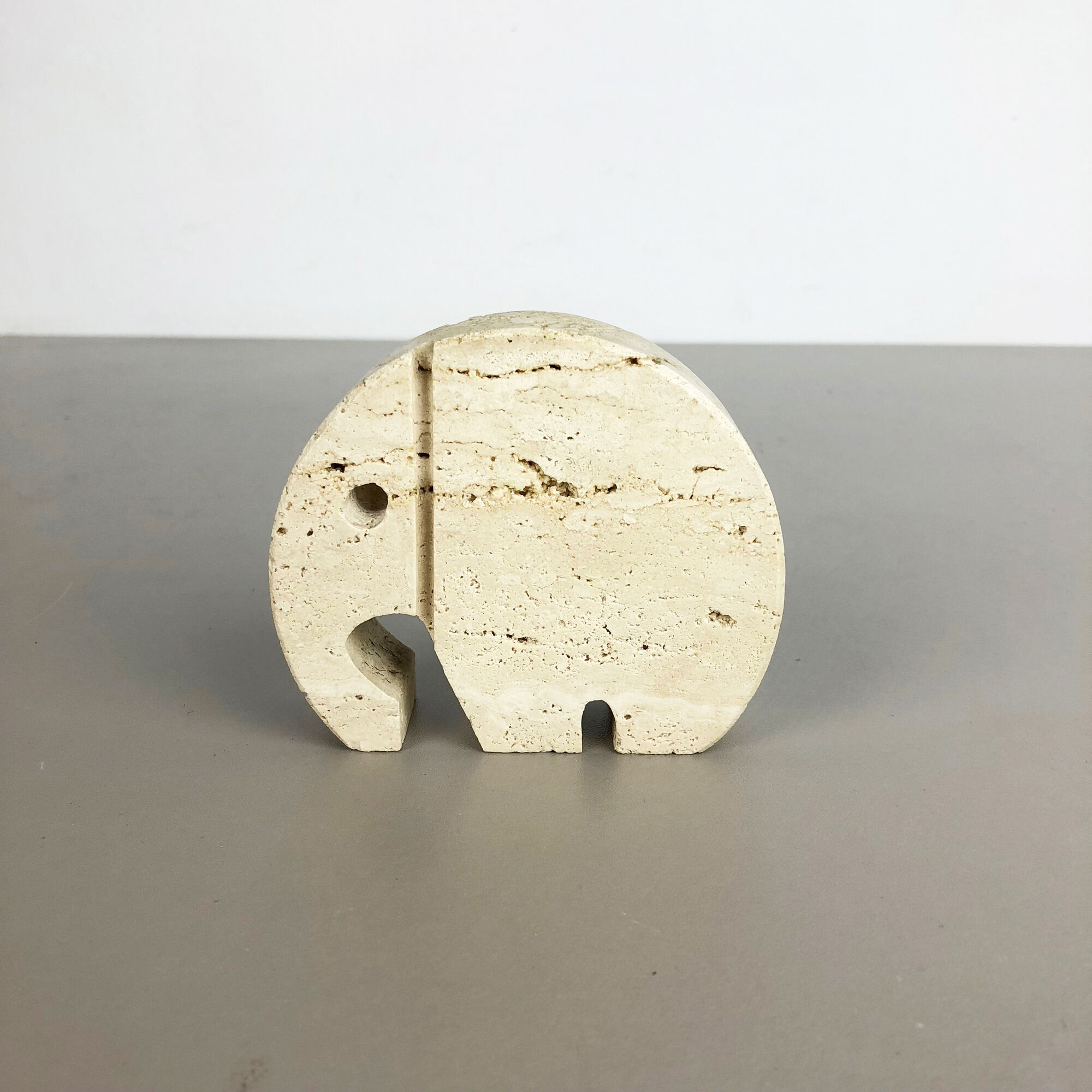 Travertine marble elephant figure by Fratelli Mannelli, Italy, 1970s