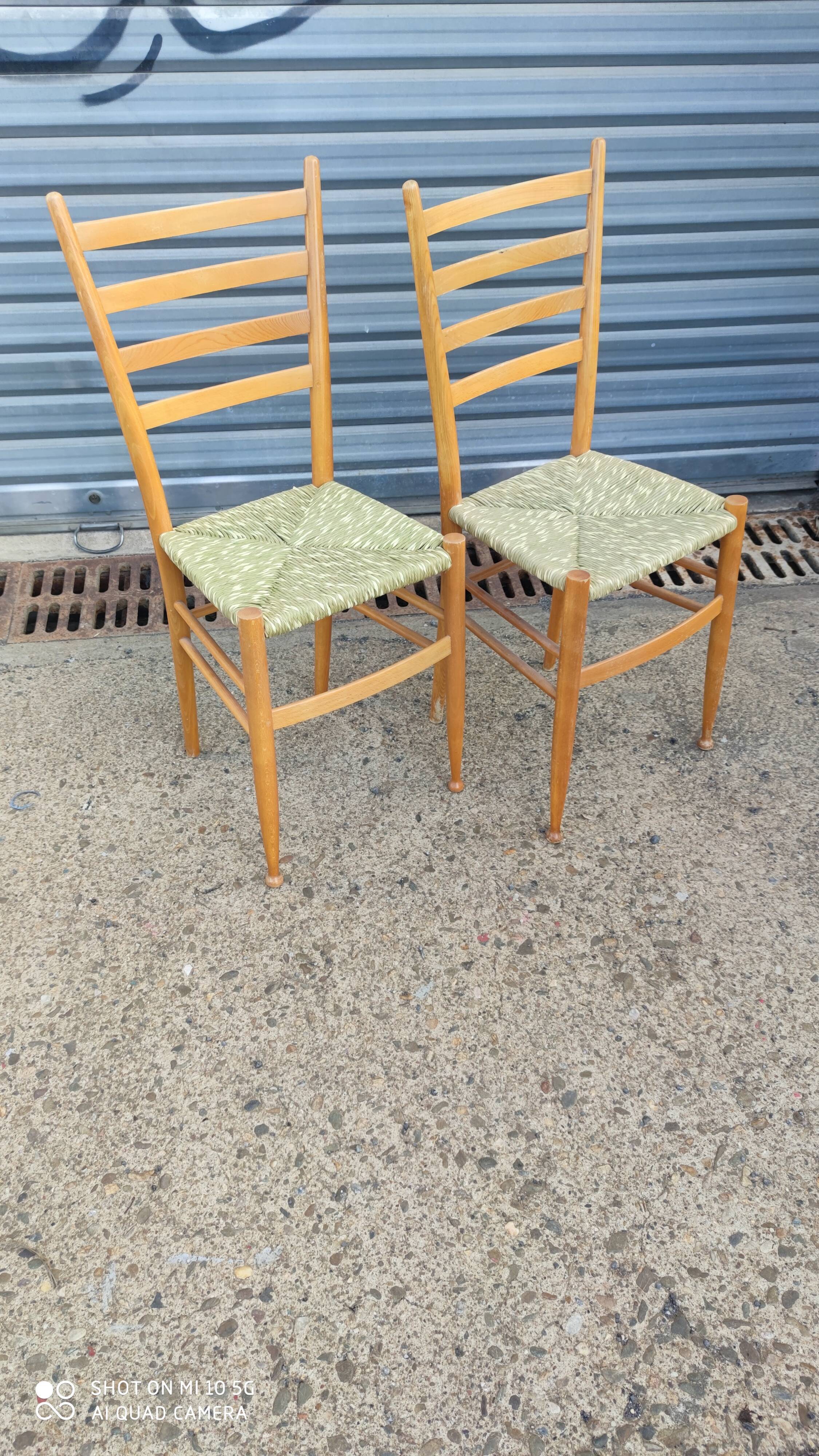 Paire de chaises d'appoint vers 1960
