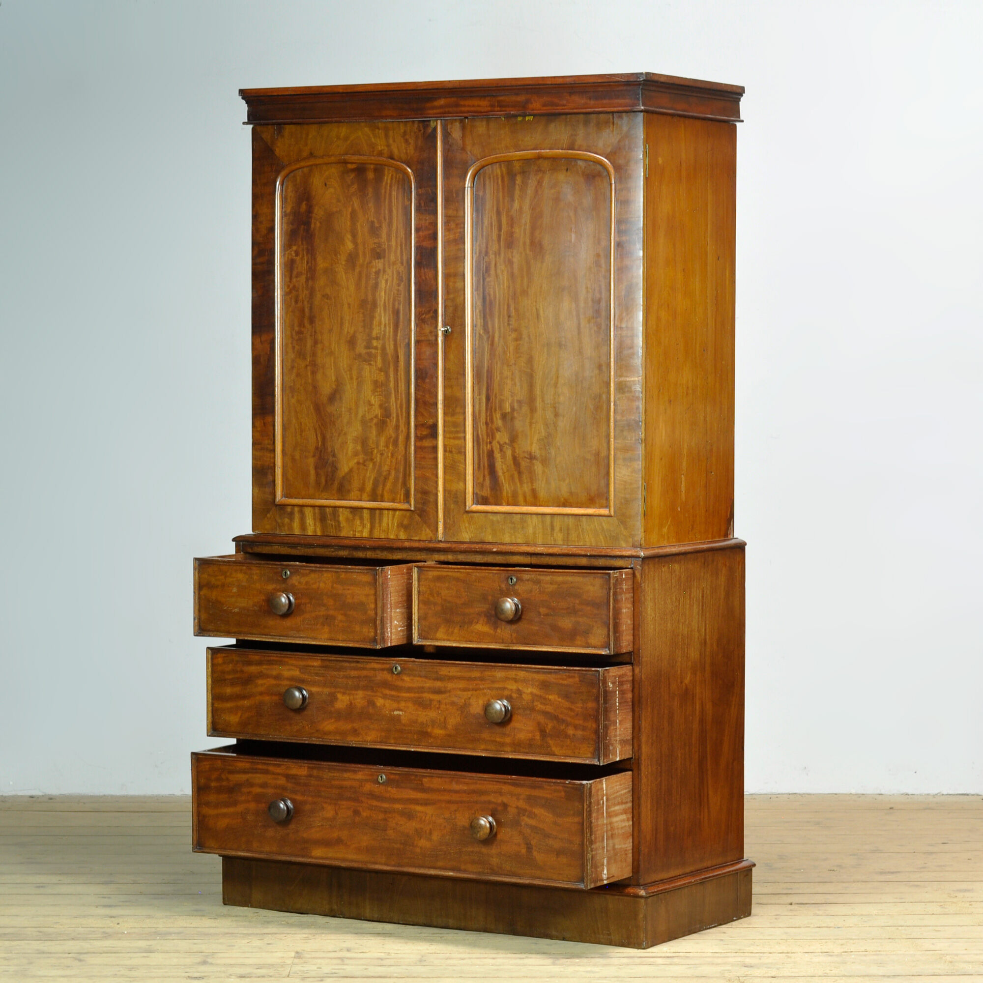 Victorian mahogany cabinet, circa 1860