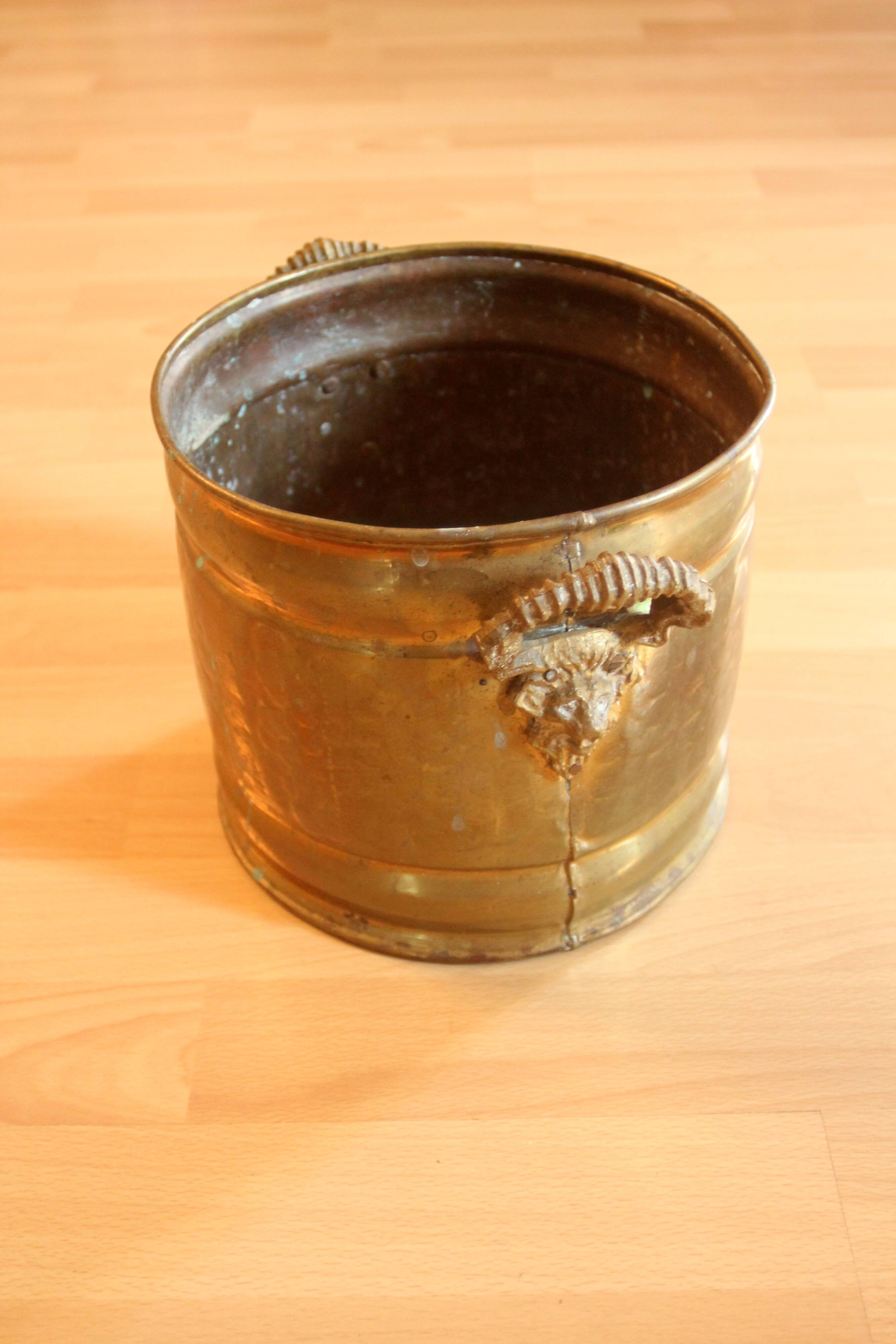 Large brass planter, Boho-style, Vintage